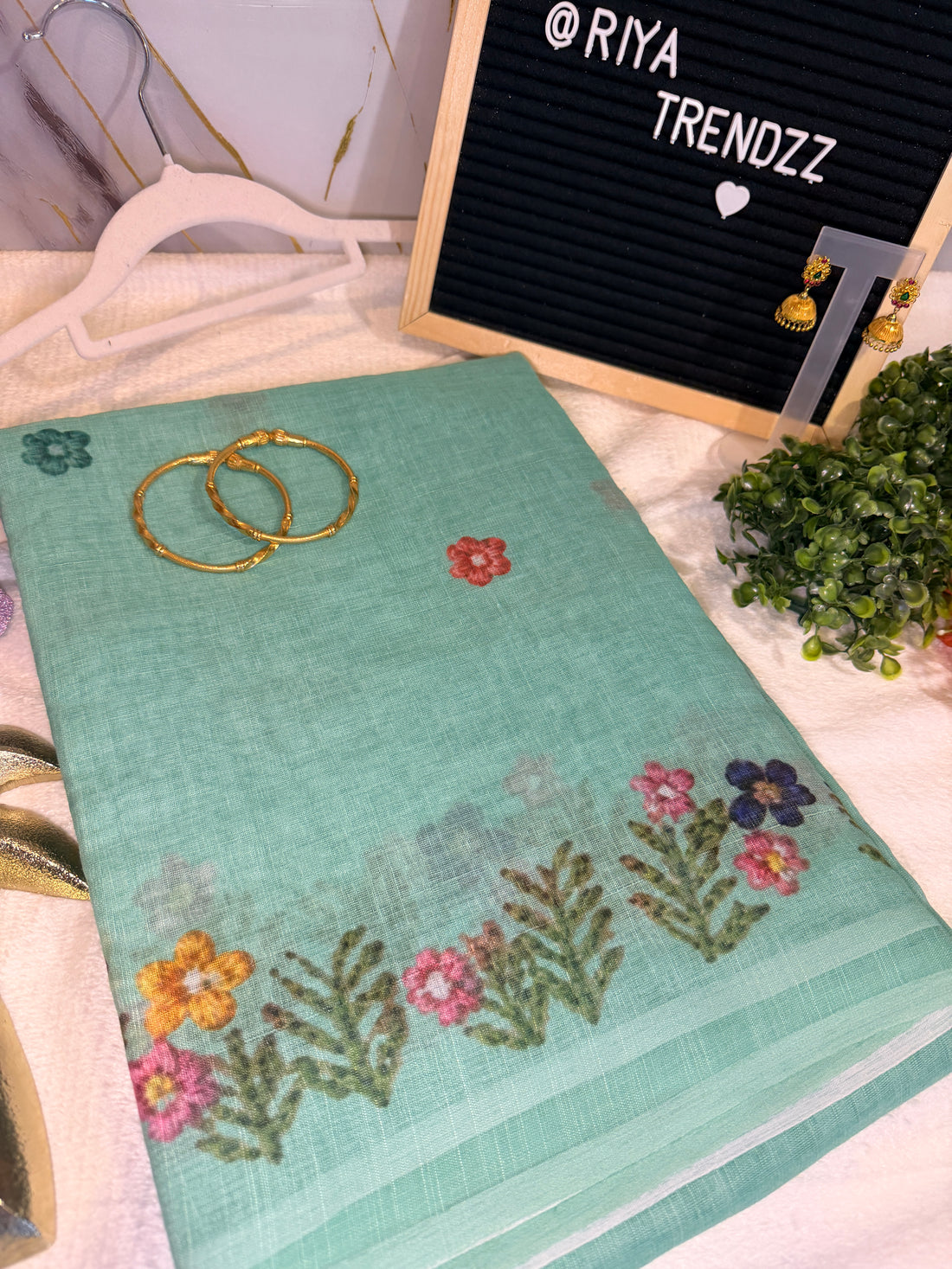 Floral bloom -printed cotton saree