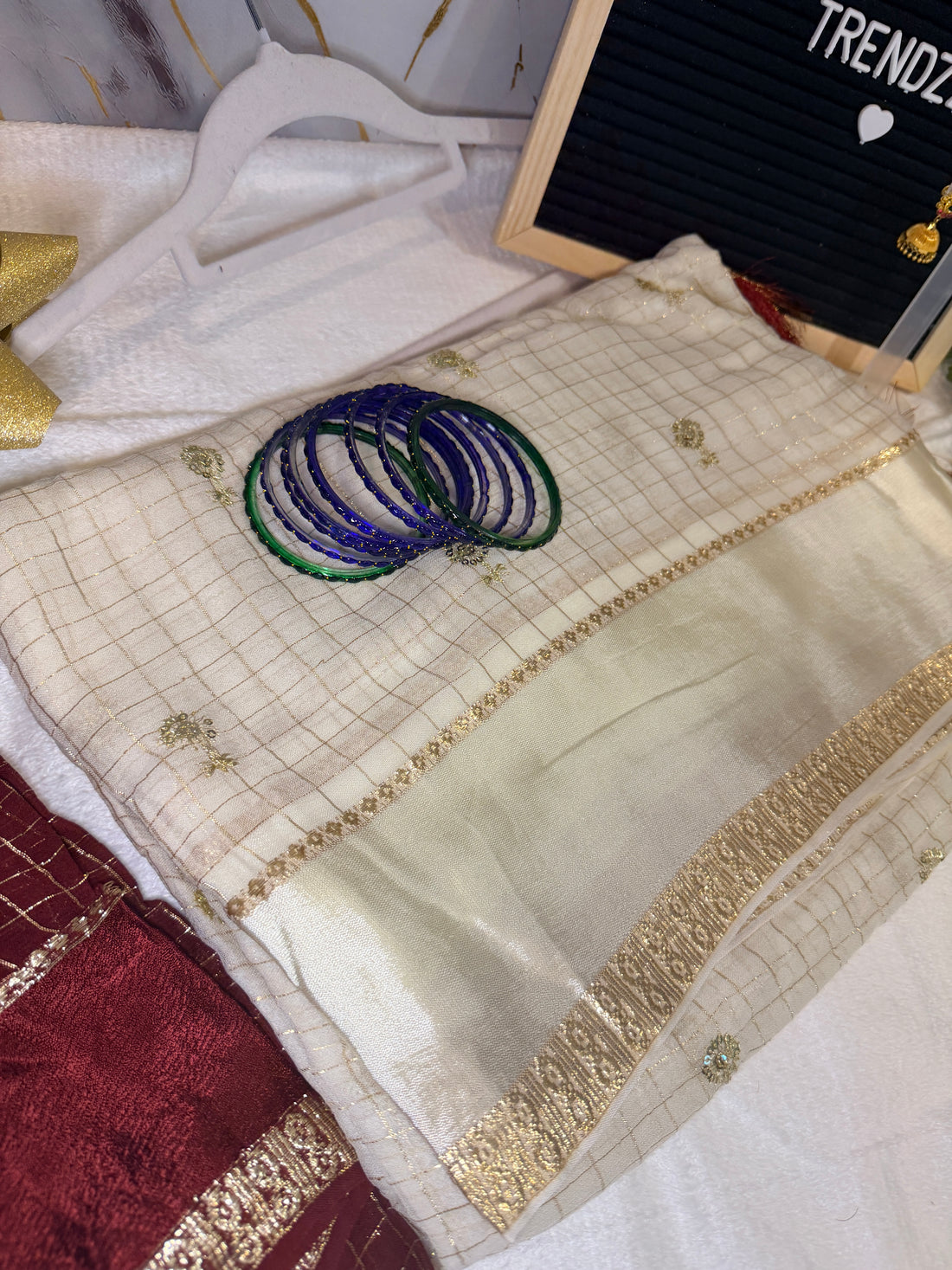 Classic Checks-Checked Viscose Saree